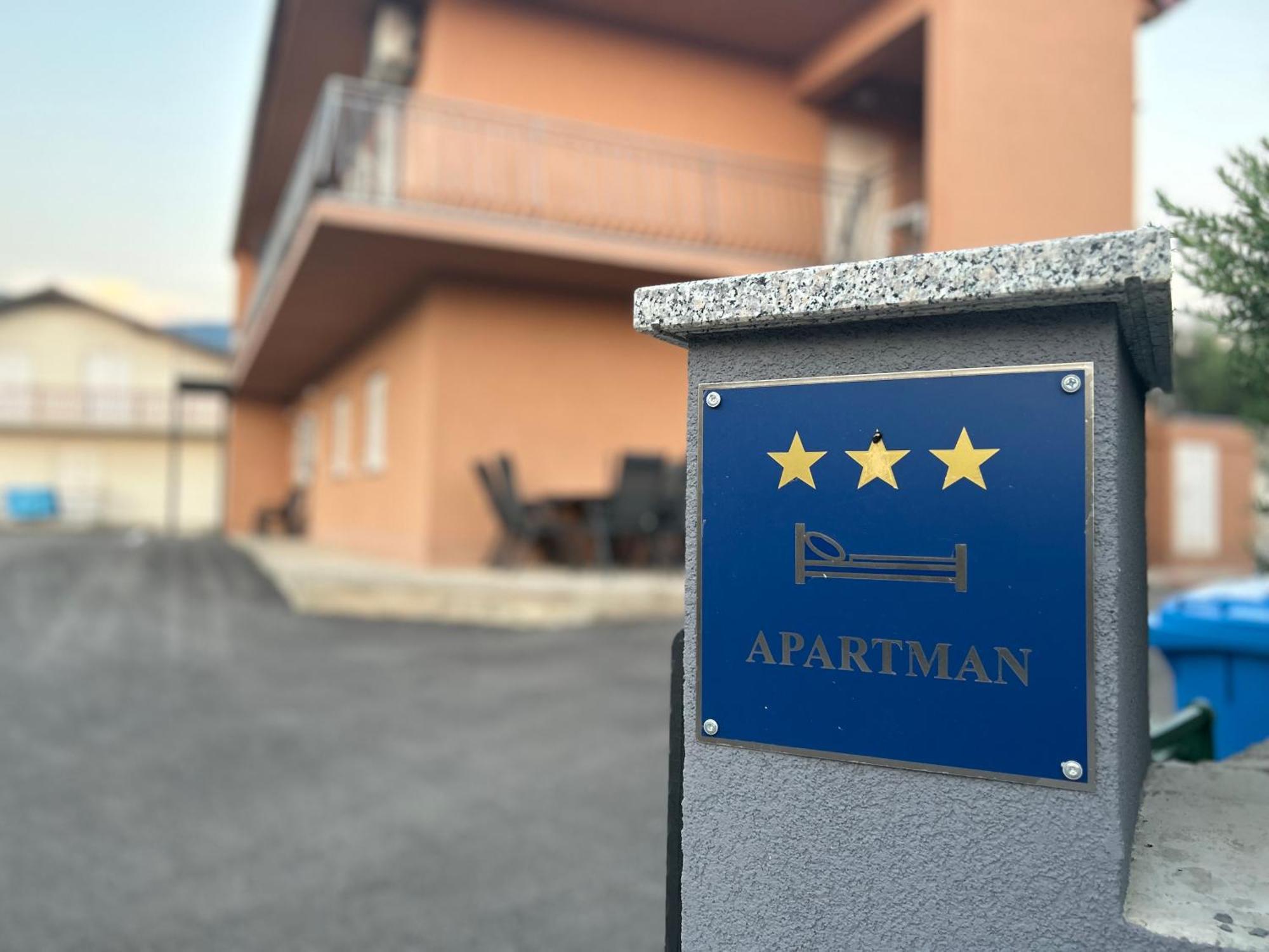 Apartments Gabriel Senj  Esterno foto